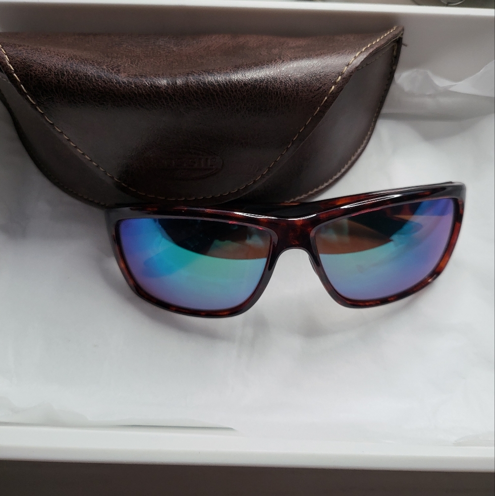 Costa Mag Bay Sunglasses